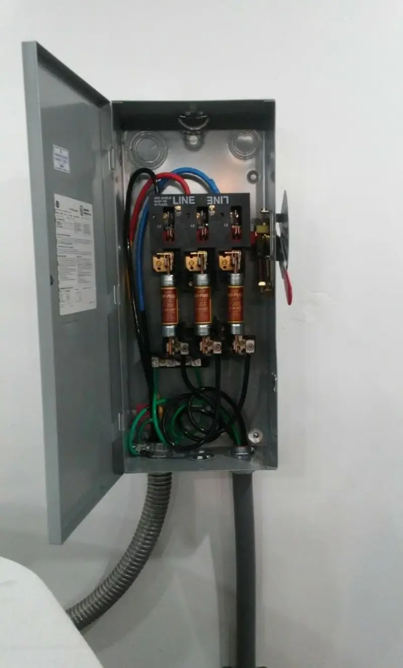 Three-phase disconnect switch installed for Electrical Wiring & Rewiring in Cherryville